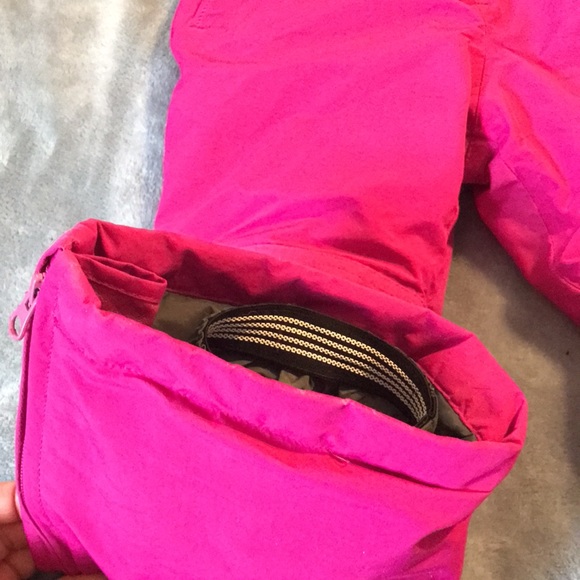 Lands’ End Snowbib - Picture 7 of 8